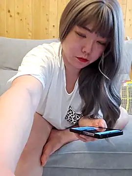 lunahong28 online show from 03.05.25
