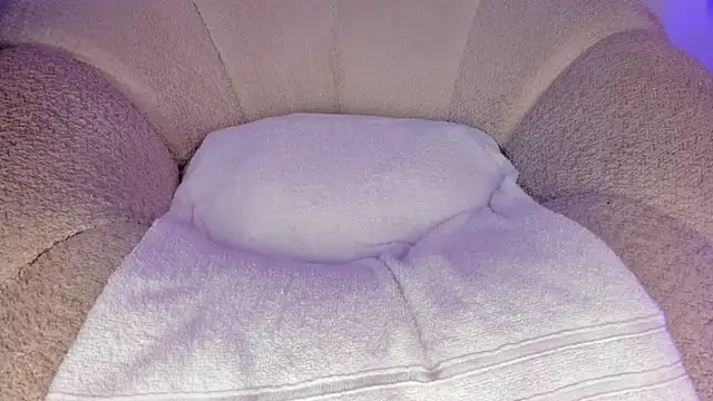 cutte hanna18 online show from 10.01.25