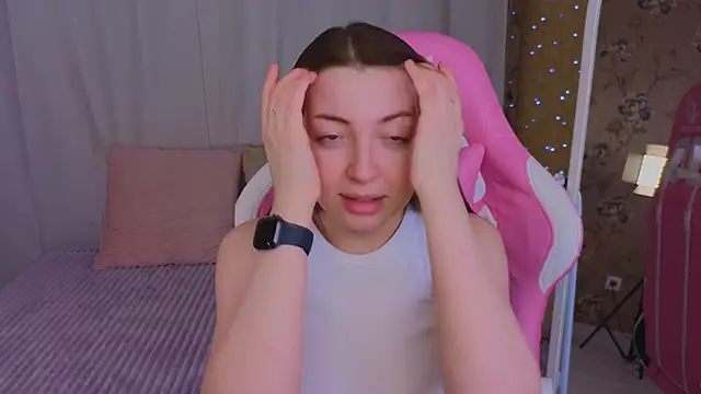 Ann moon   online show from 03.06.25