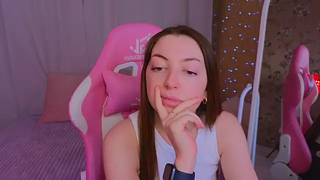 Ann moon   online show from 03.06.25