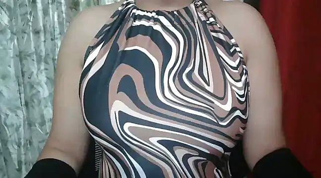 Snapshot of Heavenly_Gurl chatting on 03.15.25 Heavenly Gurl online show from 03.15.25