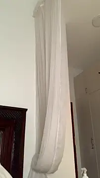 Snapshot of madell chatting on 02.19.26 madell online show from 02.19.26