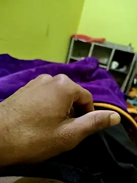 08uhj online show from 02.04.26