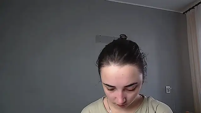 Eva Gloryy online show from 03.10.26