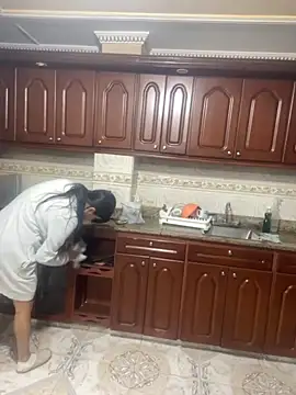 Lili  taylor online show from 11.08.25