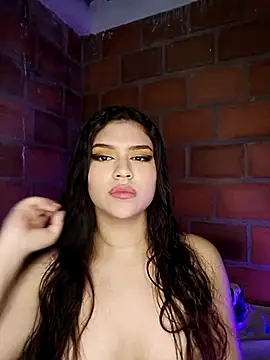 Snapshot of enid_greins chatting on 10.04.25 enid greins online show from 10.04.25