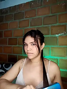 Snapshot of enid_greins chatting on 10.17.25 enid greins online show from 10.17.25