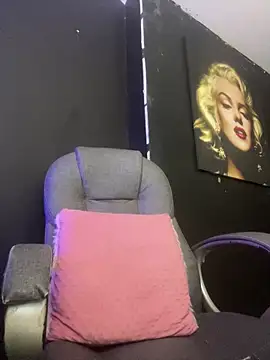 viktoria davis  online show from 11.01.25