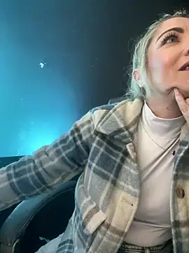 viktoria davis  online show from 01.11.26