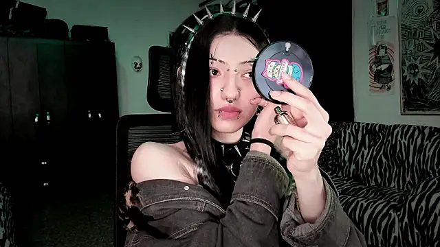 roxy toxic online show from 02.25.26