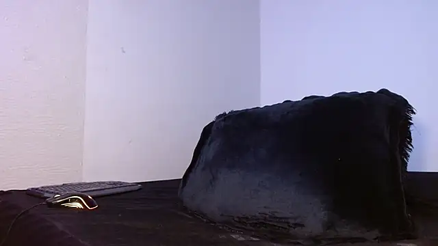 Lliam 2 online show from 09.29.25