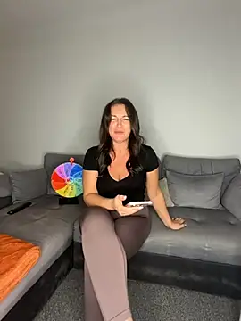 GoddessLucyRose online show from 09.22.25