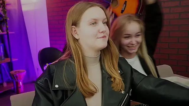 Snapshot of DakotaaJohnnson chatting on 09.25.25 DakotaaJohnnson online show from 09.25.25