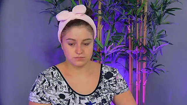 PatriciaSpice online show from 10.13.25