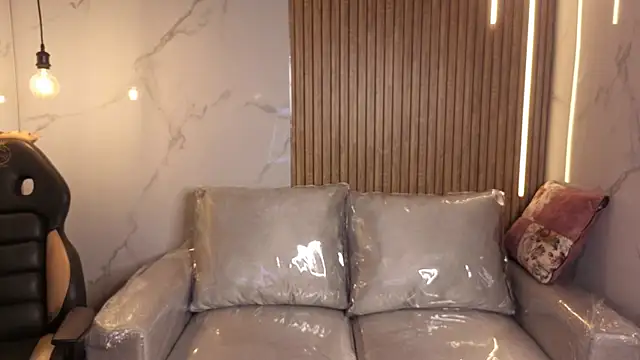 Kitten Cam online show from 01.12.26