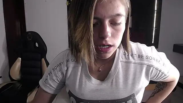 Kitten Cam online show from 04.20.26