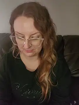 TattedMamaXOXO online show from 12.03.25