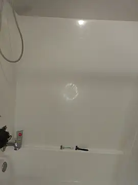 TattedMamaXOXO online show from 12.18.25