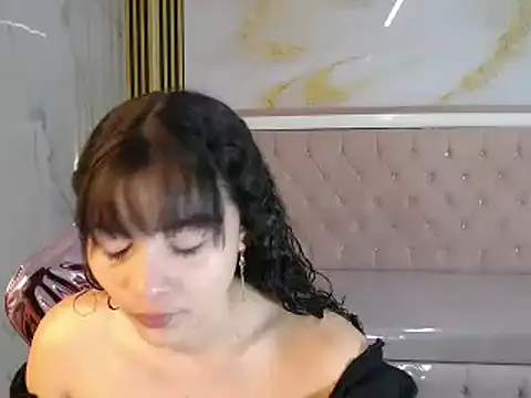 shalon diaz s online show from 02.14.25