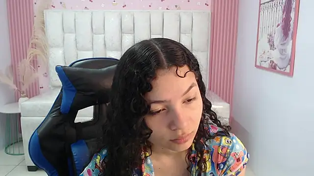 shalon diaz s online show from 10.28.25