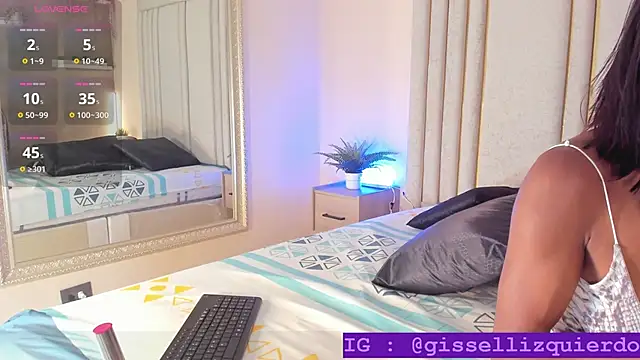 Snapshot of Liincostelloo chatting on 09.17.25 Liincostelloo online show from 09.17.25