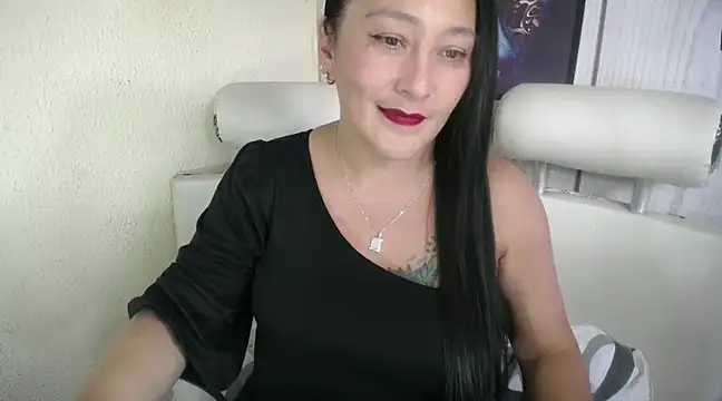JULIANAWET69 online show from 01.02.25