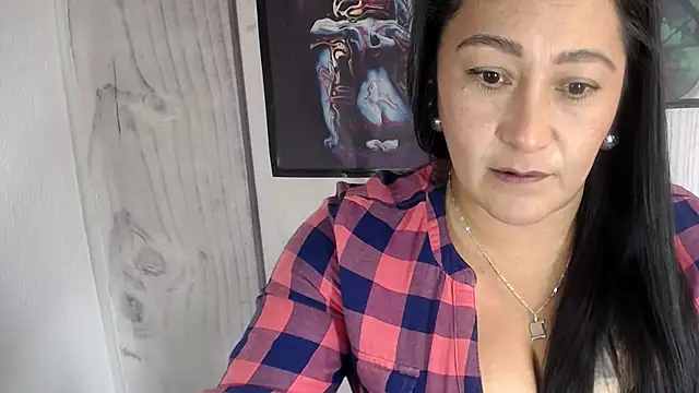 JULIANAWET69 online show from 10.26.25