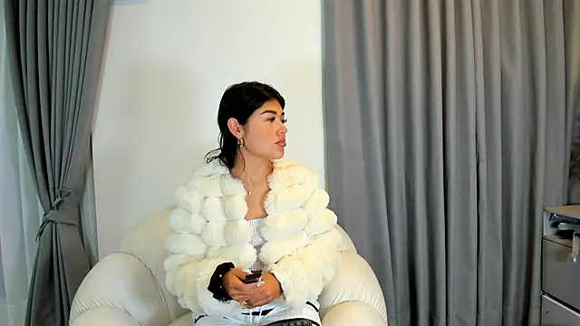 Snapshot of 1lubonnie chatting on 02.18.25 1lubonnie online show from 02.18.25