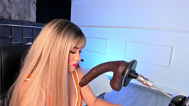 Snapshot of Gigidoll chatting on 09.25.25 Gigidoll online show from 09.25.25