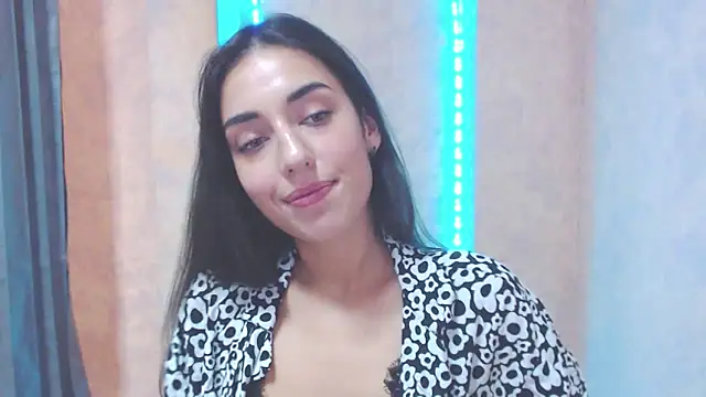 Lovelllyy online show from 09.24.25
