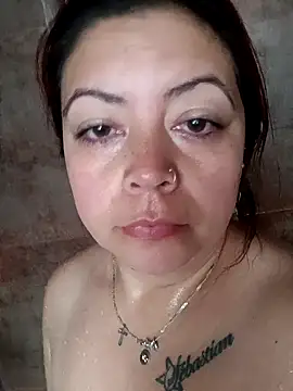 queencarlota82 online show from 03.01.25