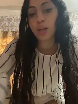 majdolin78 online show from 10.30.25