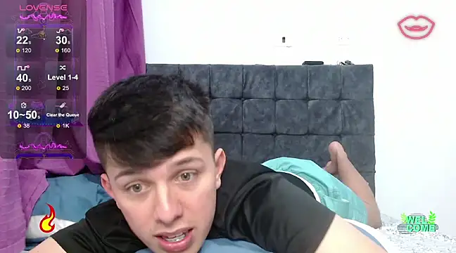 Snapshot of Alan_red chatting on 01.25.25 Alan red online show from 01.25.25