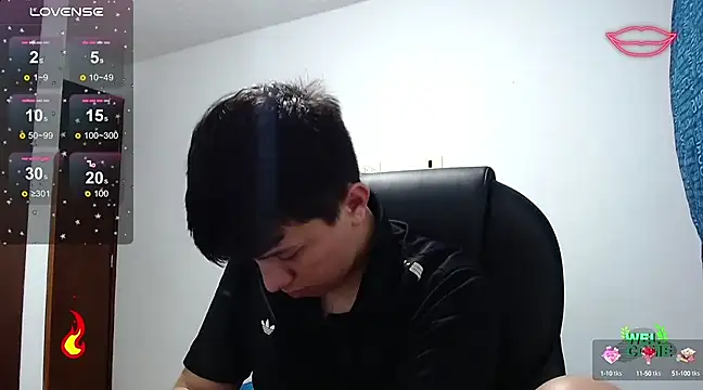 Snapshot of Alan_red chatting on 02.18.25 Alan red online show from 02.18.25