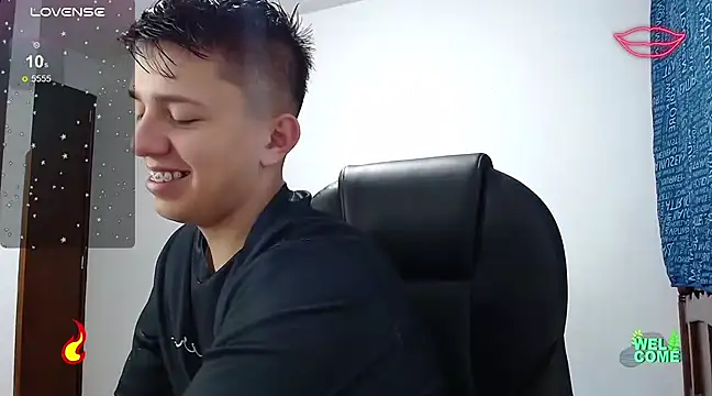 Snapshot of Alan_red chatting on 02.24.25 Alan red online show from 02.24.25