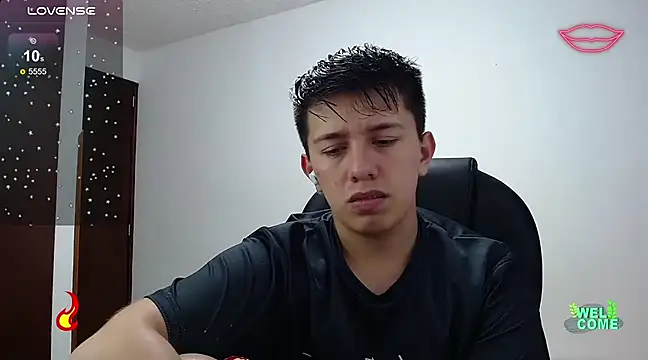 Snapshot of Alan_red chatting on 03.16.25 Alan red online show from 03.16.25