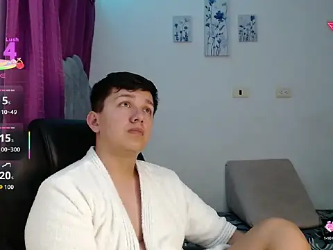 Snapshot of Alan_red chatting on 09.25.25 Alan red online show from 09.25.25