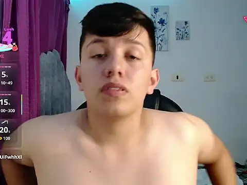 Snapshot of Alan_red chatting on 10.09.25 Alan red online show from 10.09.25