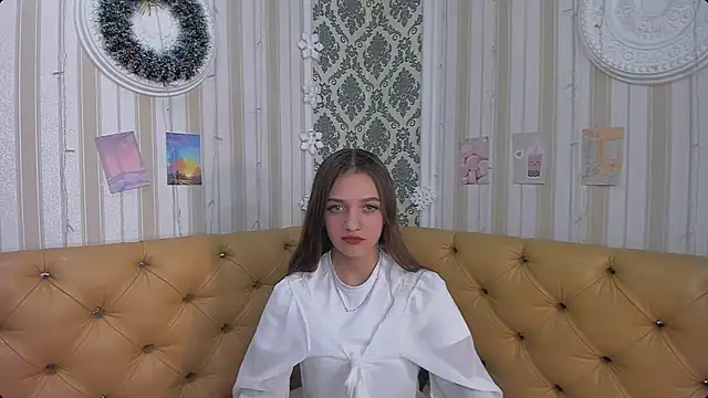 Snapshot of Katy__Cute chatting on 03.21.25 Katy Cute online show from 03.21.25