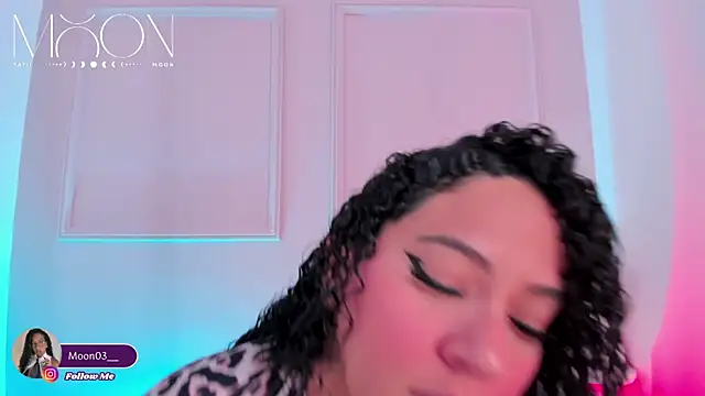 tatii moon online show from 12.15.25