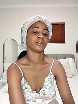 Godessofpleasxa online show from 11.15.25