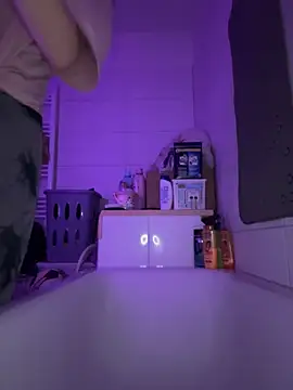 Ciara2004 online show from 11.14.25