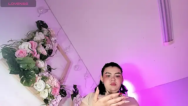 Zoe Cheshire online show from 02.10.25