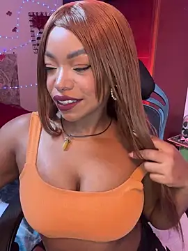 Snapshot of SaraYedid17 chatting on 10.31.25 SaraYedid17 online show from 10.31.25