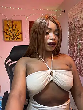 Snapshot of SaraYedid17 chatting on 11.03.25 SaraYedid17 online show from 11.03.25