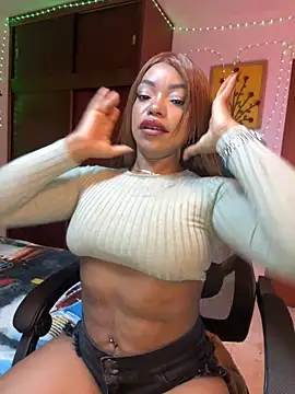 Snapshot of SaraYedid17 chatting on 11.04.25 SaraYedid17 online show from 11.04.25