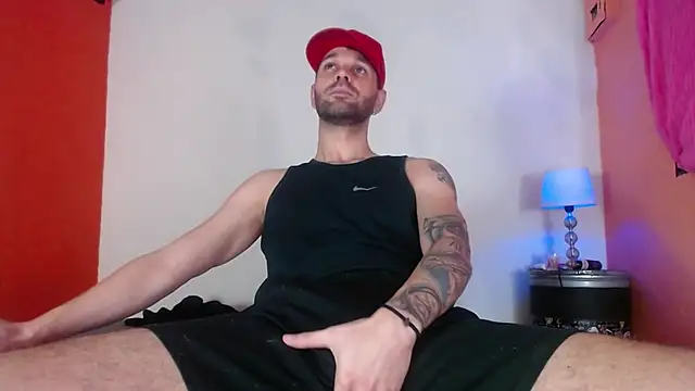 Snapshot of Cristian_white chatting on 02.10.26 Cristian white online show from 02.10.26