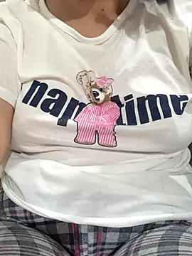 Snapshot of haskadin chatting on 10.08.25 haskadin online show from 10.08.25