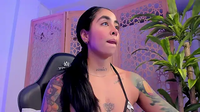 sophierooy22 online show from 01.08.25