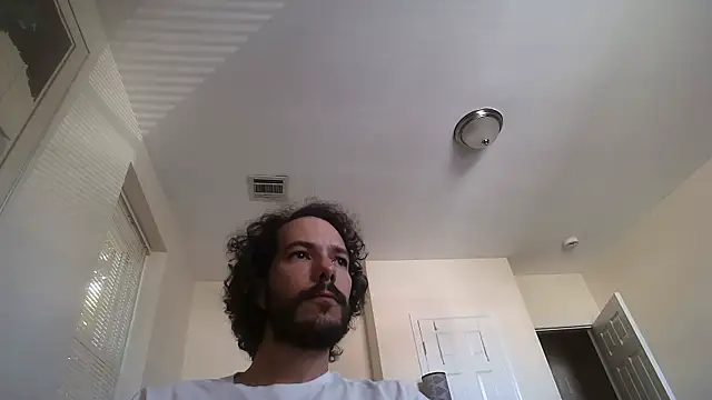 Snapshot of Prolapse_Pig chatting on 09.08.25 Prolapse Pig online show from 09.08.25